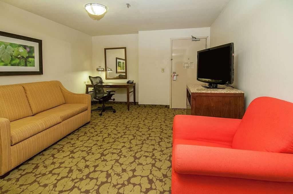 Hotel Wyndham Garden New Orleans Airport Kenner Exterior foto